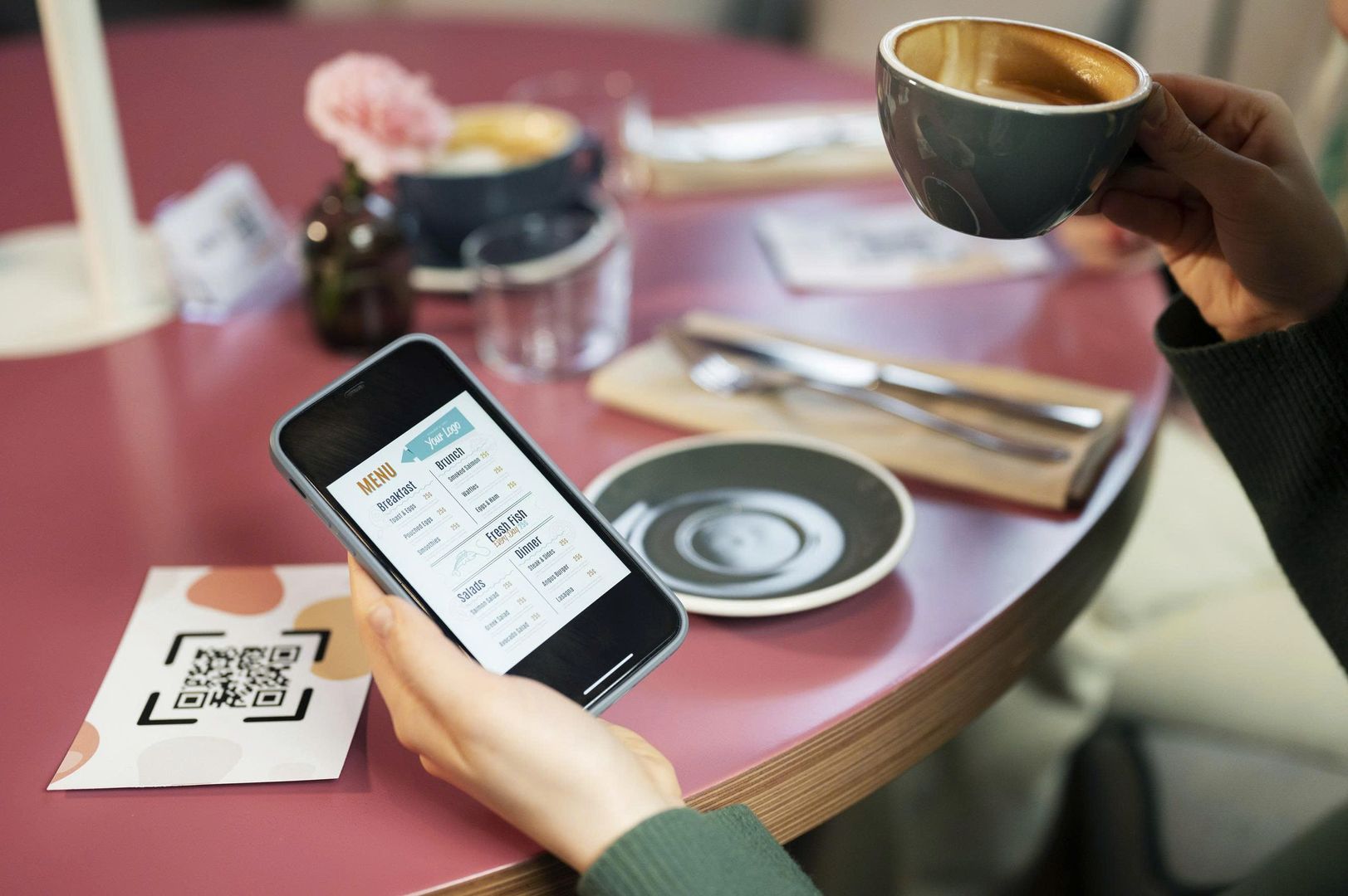 Создайте бесконтактный опыт для каждого клиента с помощью QR-кодов